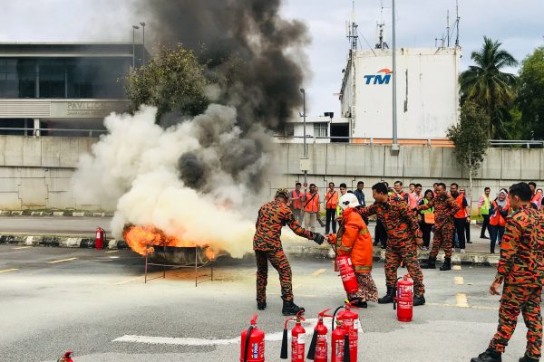 fire-drill-training-to-create-awareness-by-bomba-malaysia