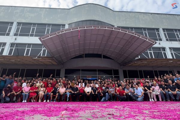 seagull-cny-2023-group photo